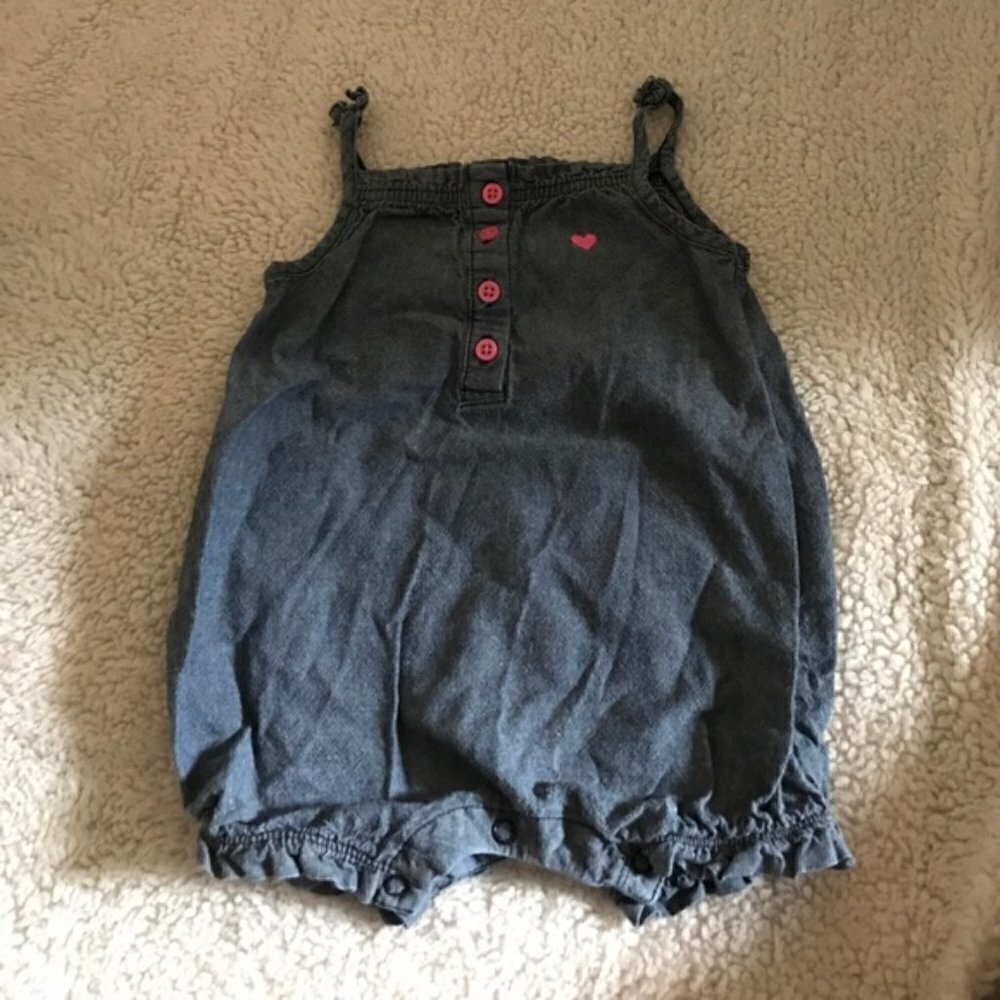 🐶🐶Carters 6 months denim and pink romper.🐶🐶